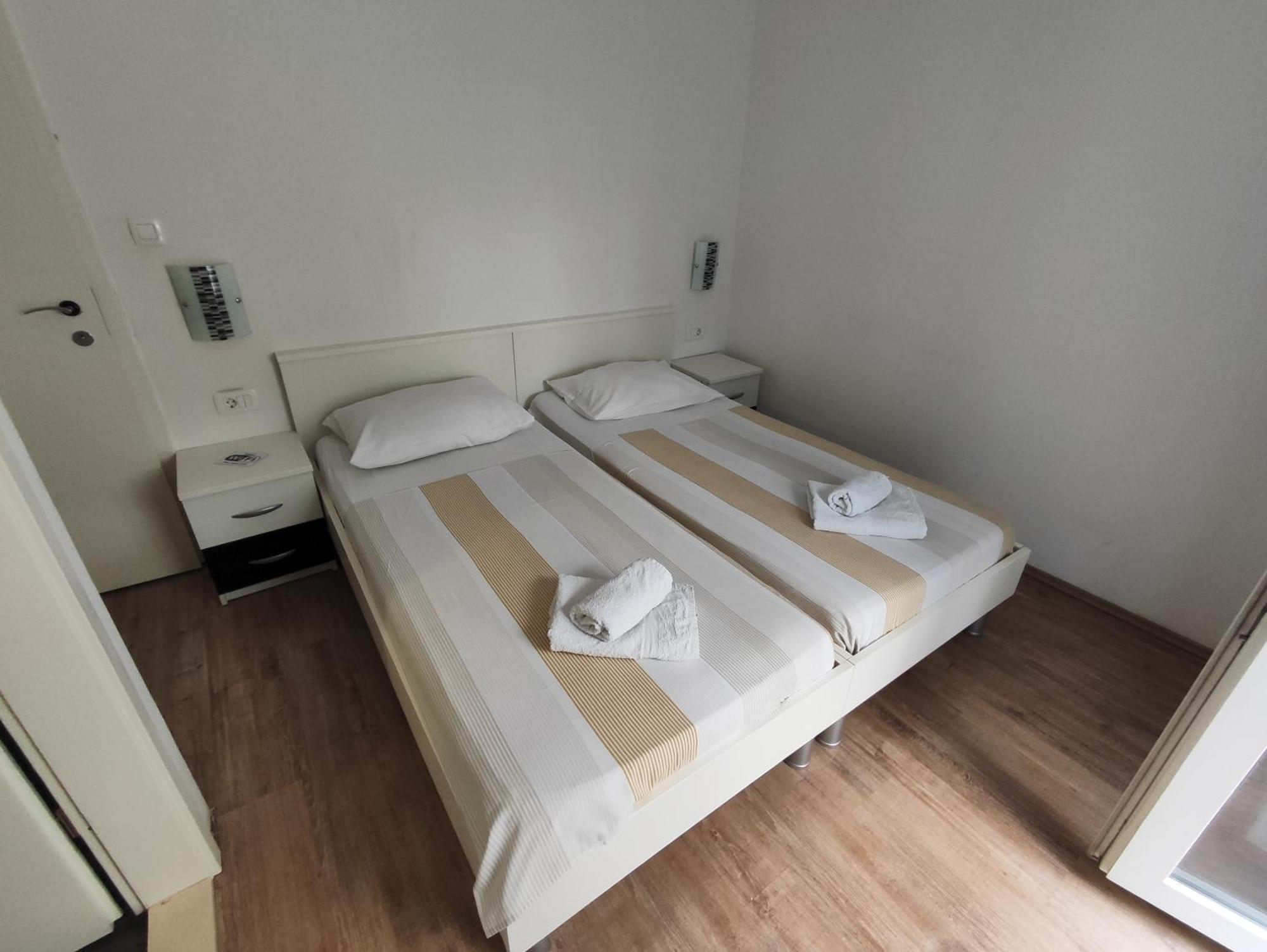 Zoric Apartments & Rooms 2 Dubrovnik Exteriör bild